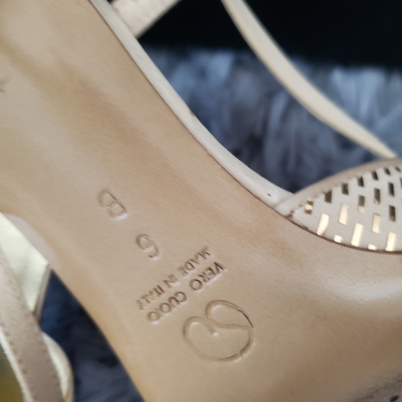 St John High heels sling back Gold SZ 6 - Picture 5 of 7